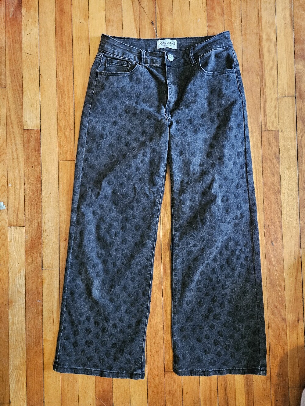 Wide Leg Leopard Print Jeans